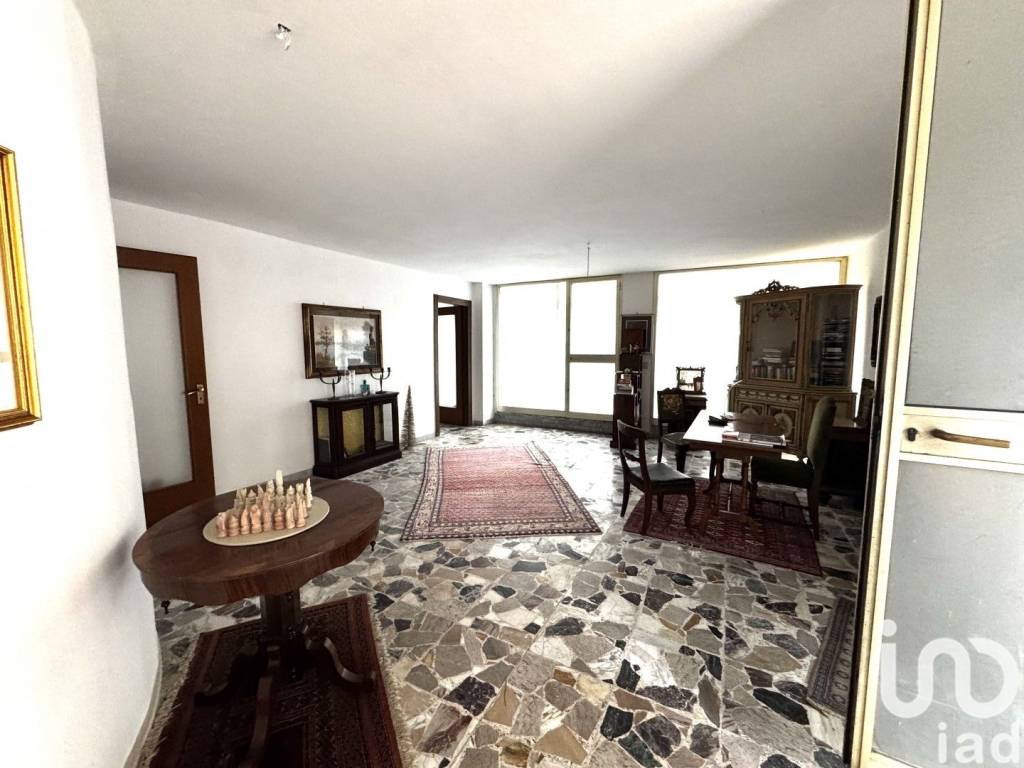 immagine annuncio 2 di 12