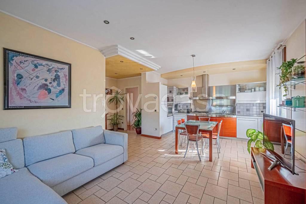 immagine annuncio 1 di 15