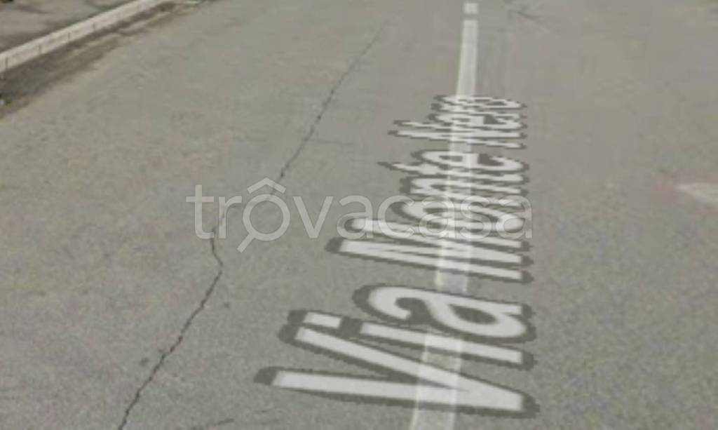 terreno edificabile in vendita ad Arona