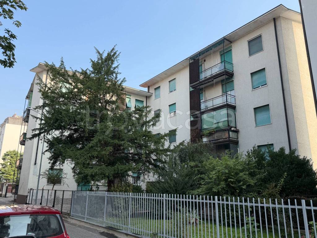 immagine annuncio 7 di 8