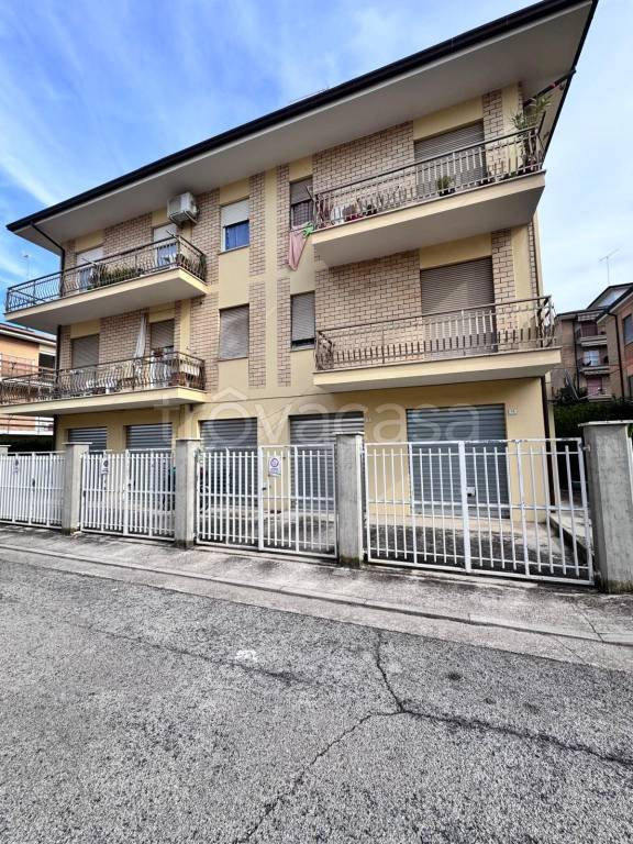 immagine annuncio 12 di 13