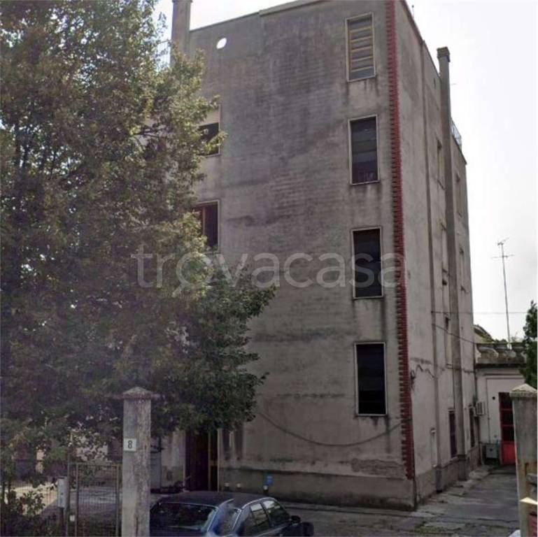 immagine annuncio 1 di 14