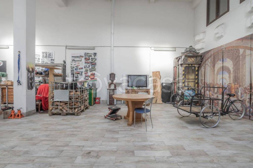 immagine annuncio 14 di 15