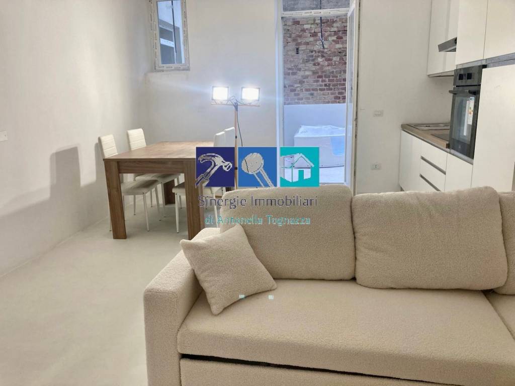 immagine annuncio 1 di 8