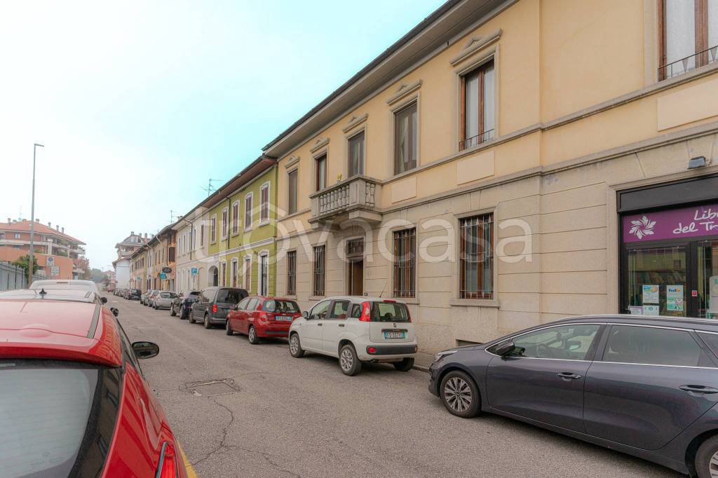 immagine annuncio 1 di 12