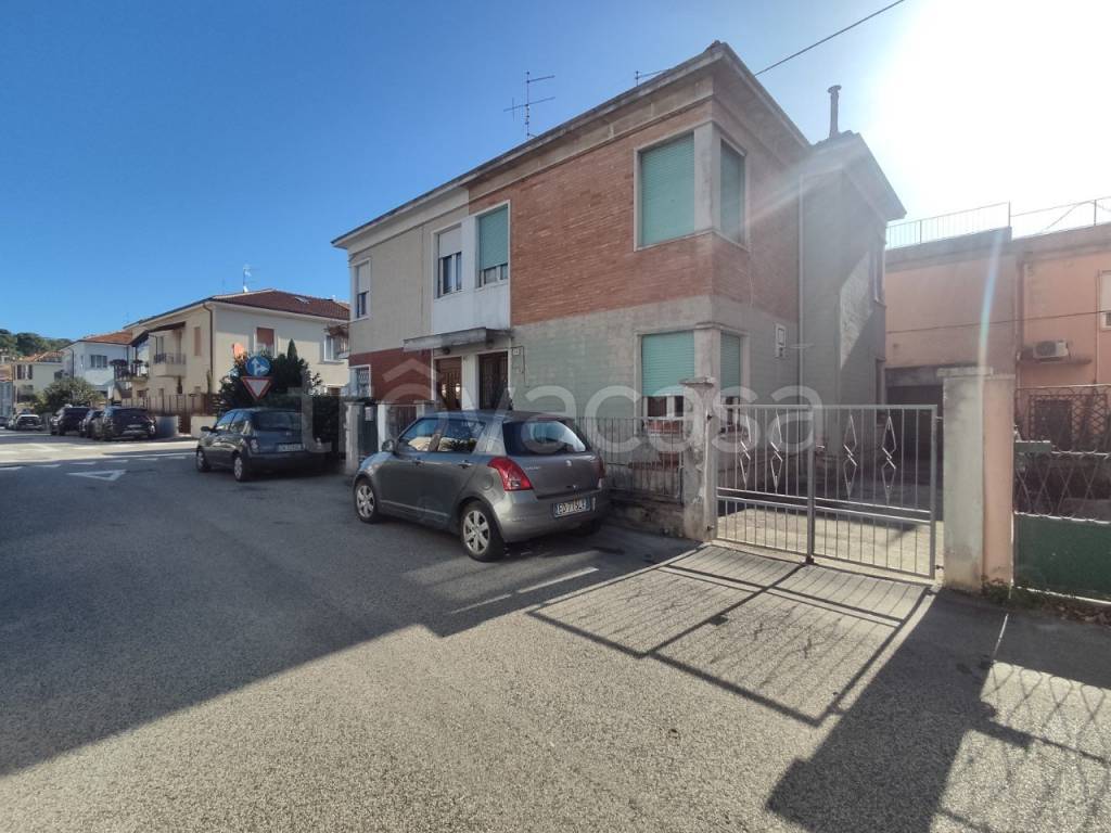 immagine annuncio 3 di 8