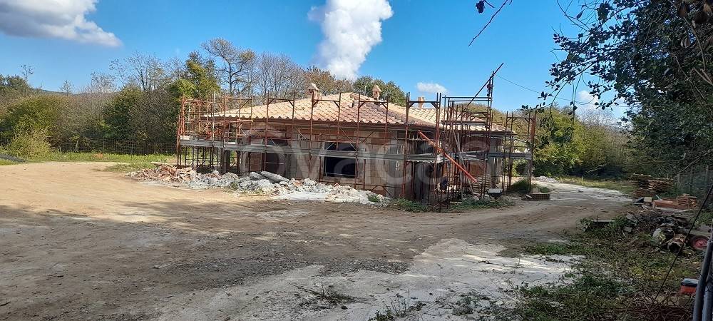 casa indipendente in vendita ad Oriolo Romano