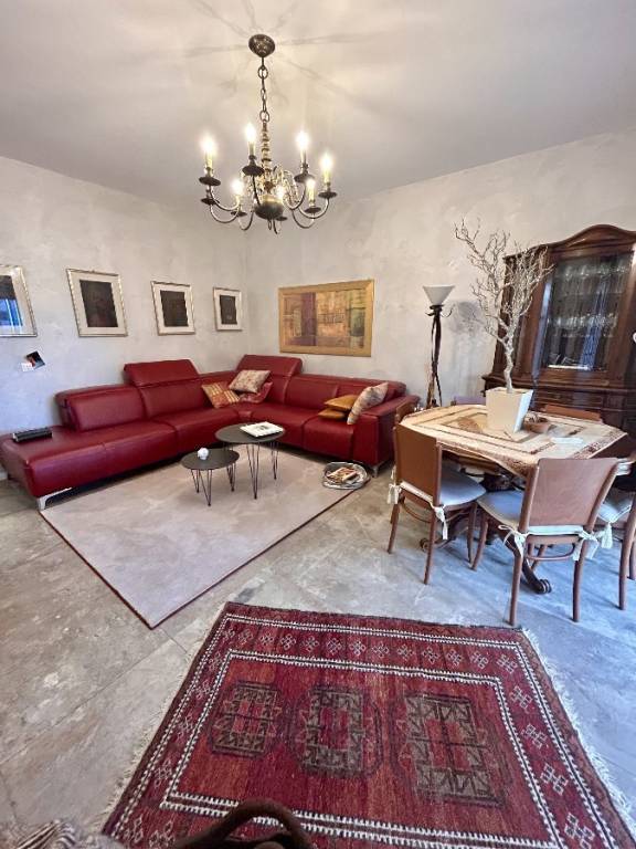 immagine annuncio 1 di 8