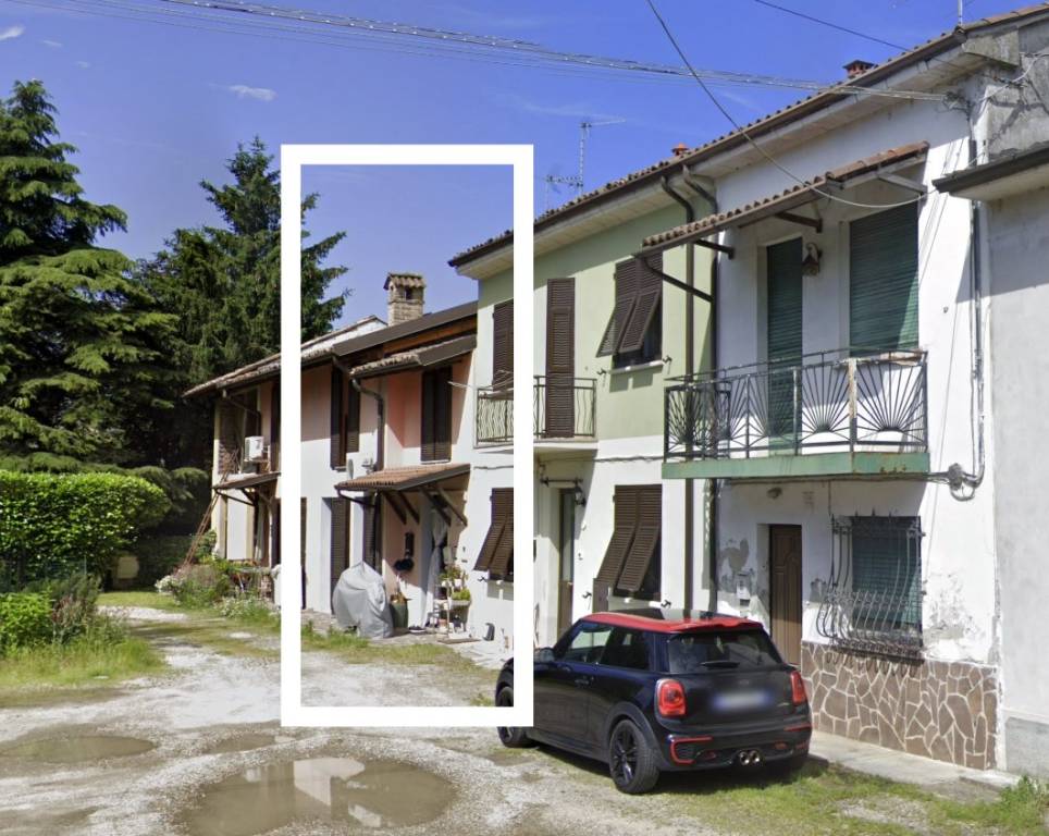 casa indipendente in vendita a Bastida Pancarana