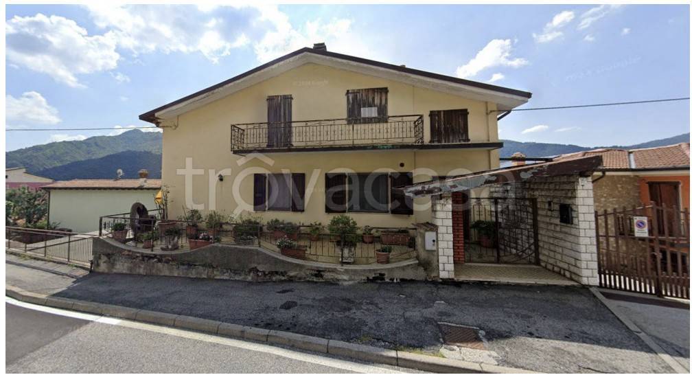 casa indipendente in vendita a Lumezzane in zona San Sebastiano