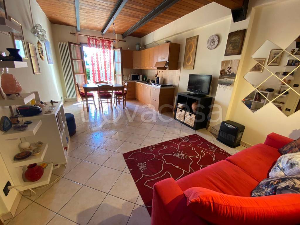 immagine annuncio 2 di 12