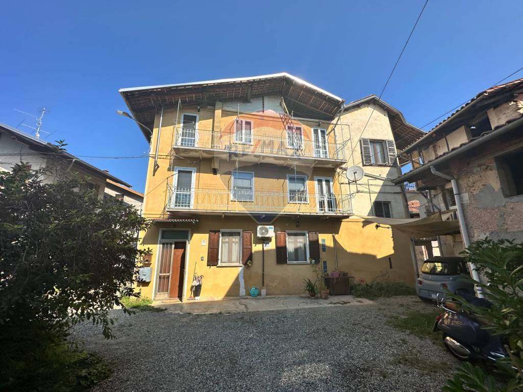 appartamento in affitto a Casapinta