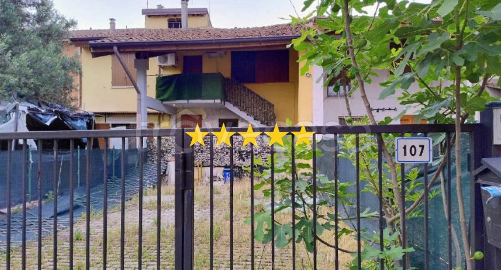 appartamento in vendita a Persico Dosimo in zona Dosimo