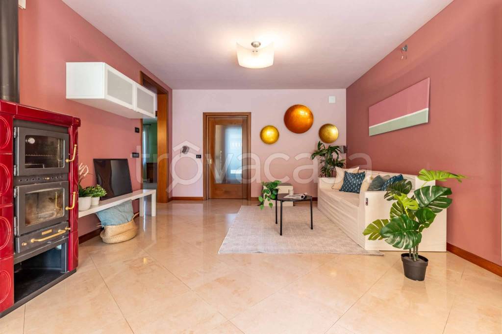 immagine annuncio 1 di 12