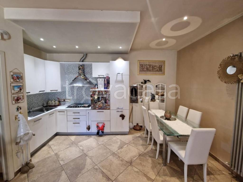 immagine annuncio 1 di 14