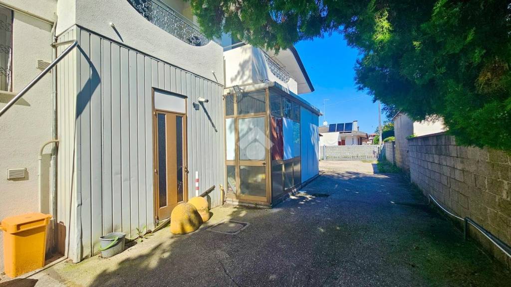 immagine annuncio 11 di 13