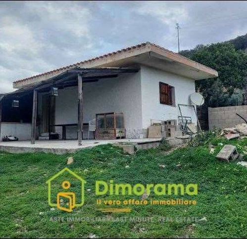 bivano in vendita a Sarroch