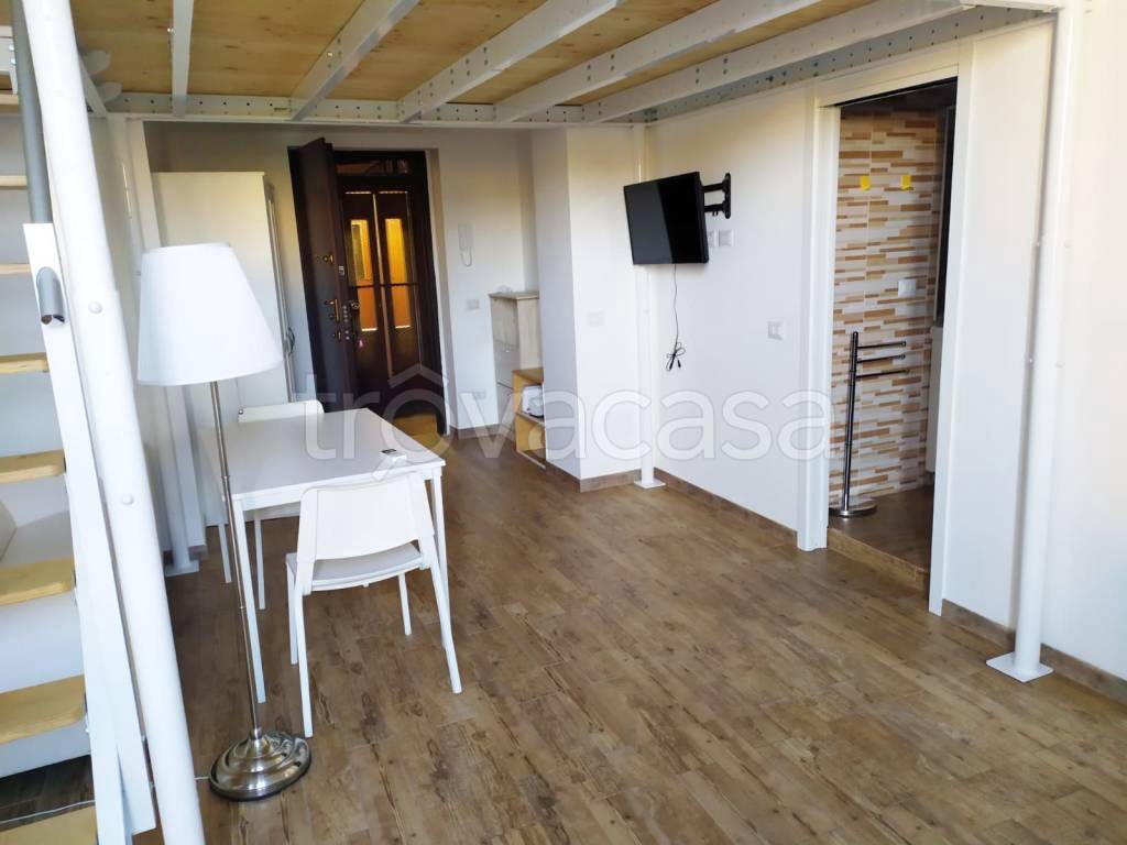 immagine annuncio 1 di 8