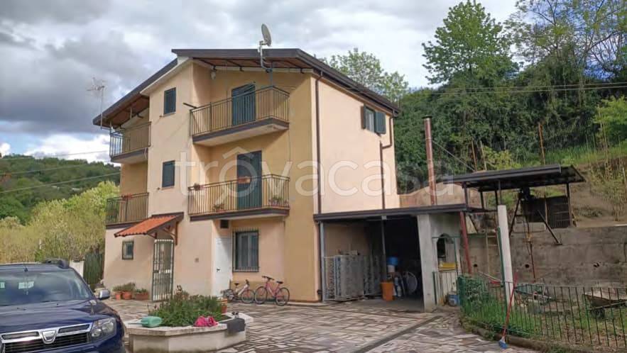 casa indipendente in vendita a Casali del Manco