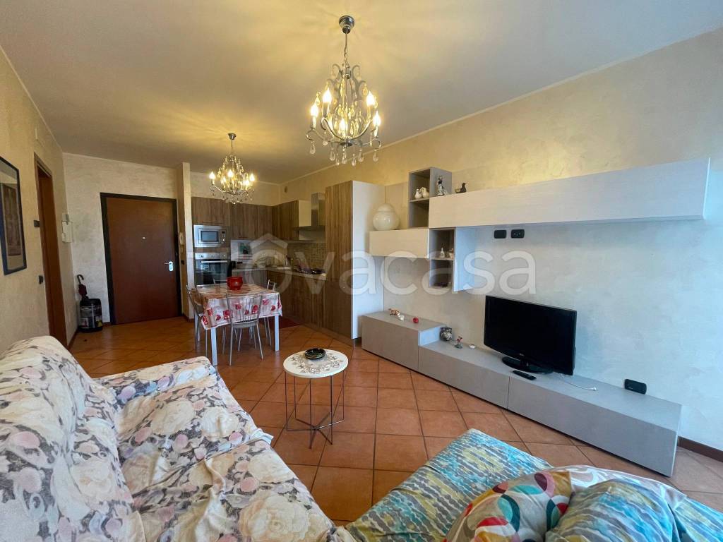 appartamento in affitto a Melegnano