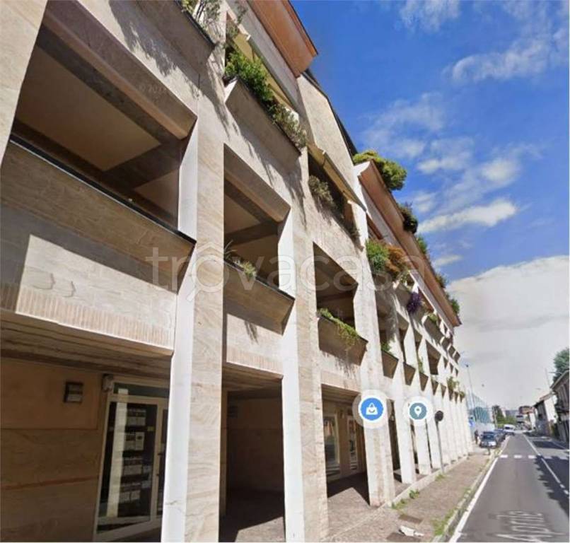 immagine annuncio 9 di 13