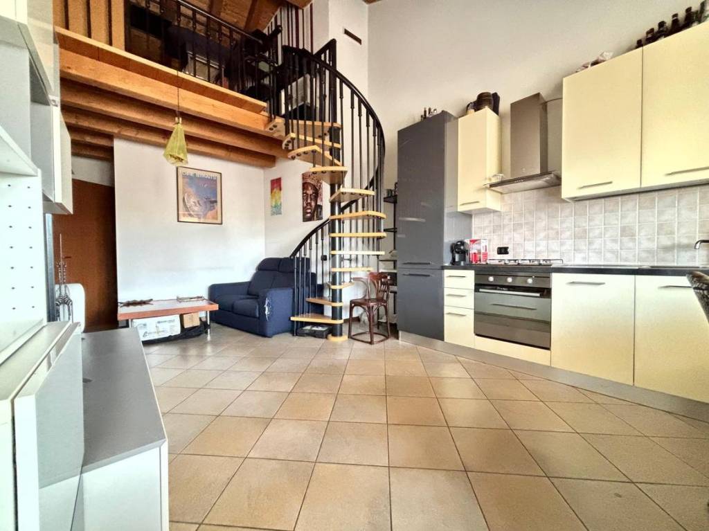 immagine annuncio 2 di 12