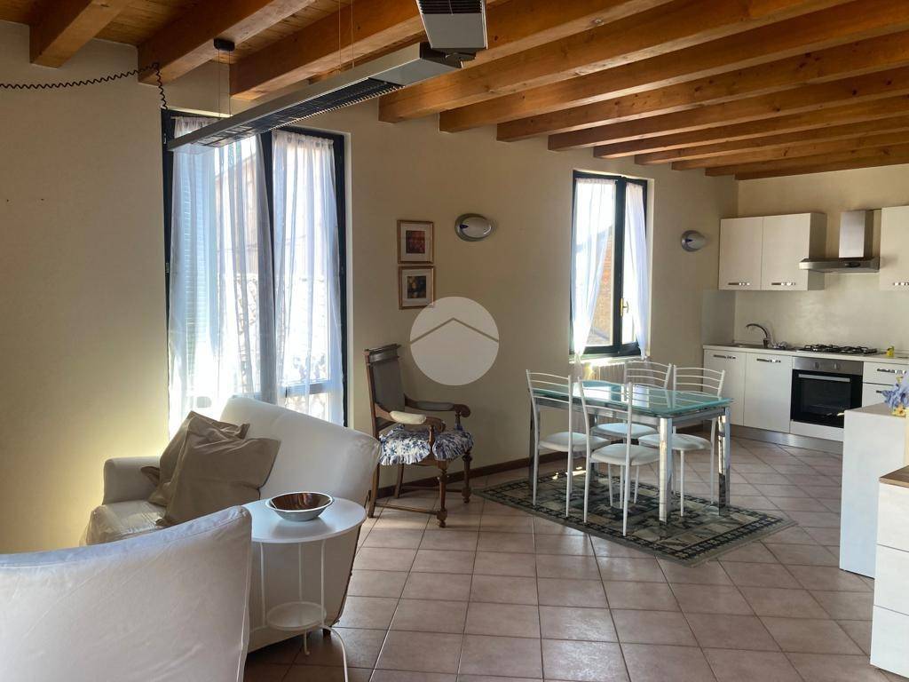 immagine annuncio 2 di 12