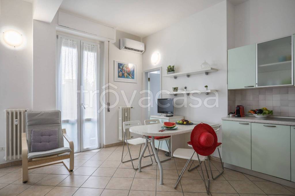 immagine annuncio 2 di 12