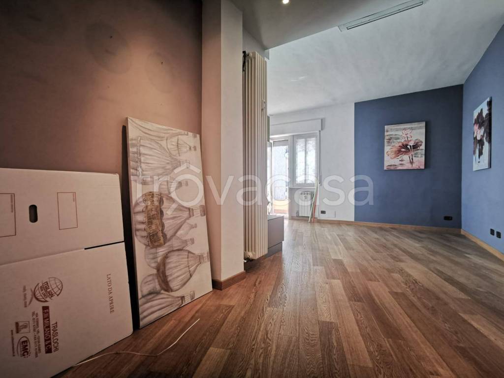 immagine annuncio 2 di 13