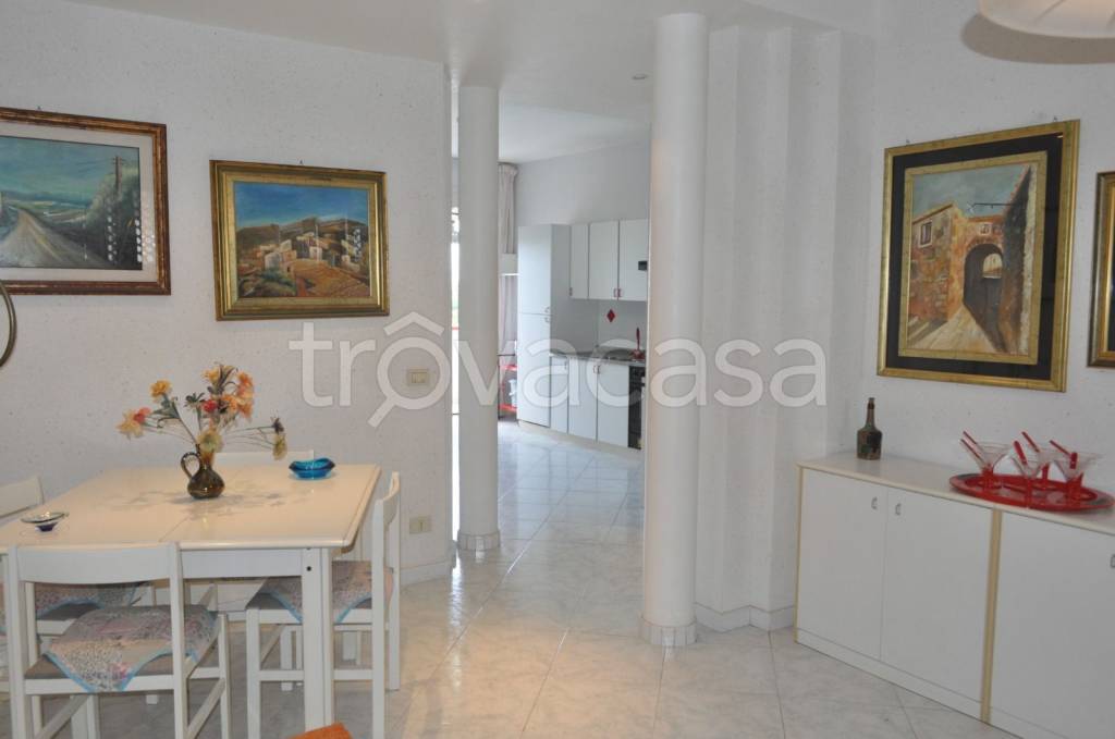 immagine annuncio 5 di 8