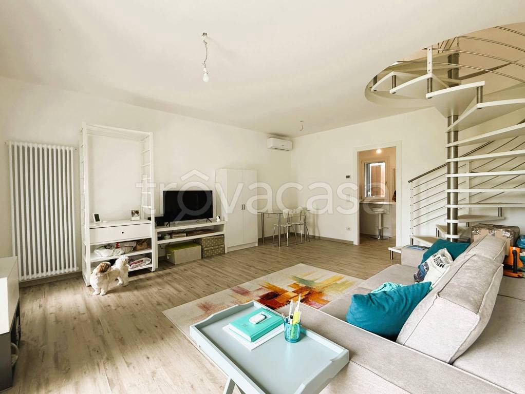 immagine annuncio 1 di 15