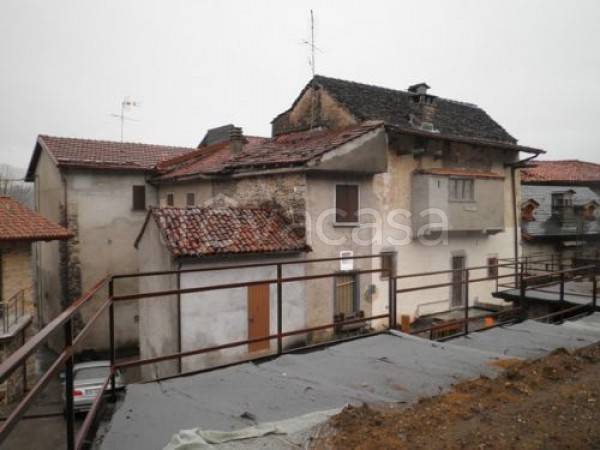 Appartamento in vendita a Sant'Omobono Terme via Cà del Bello, 3