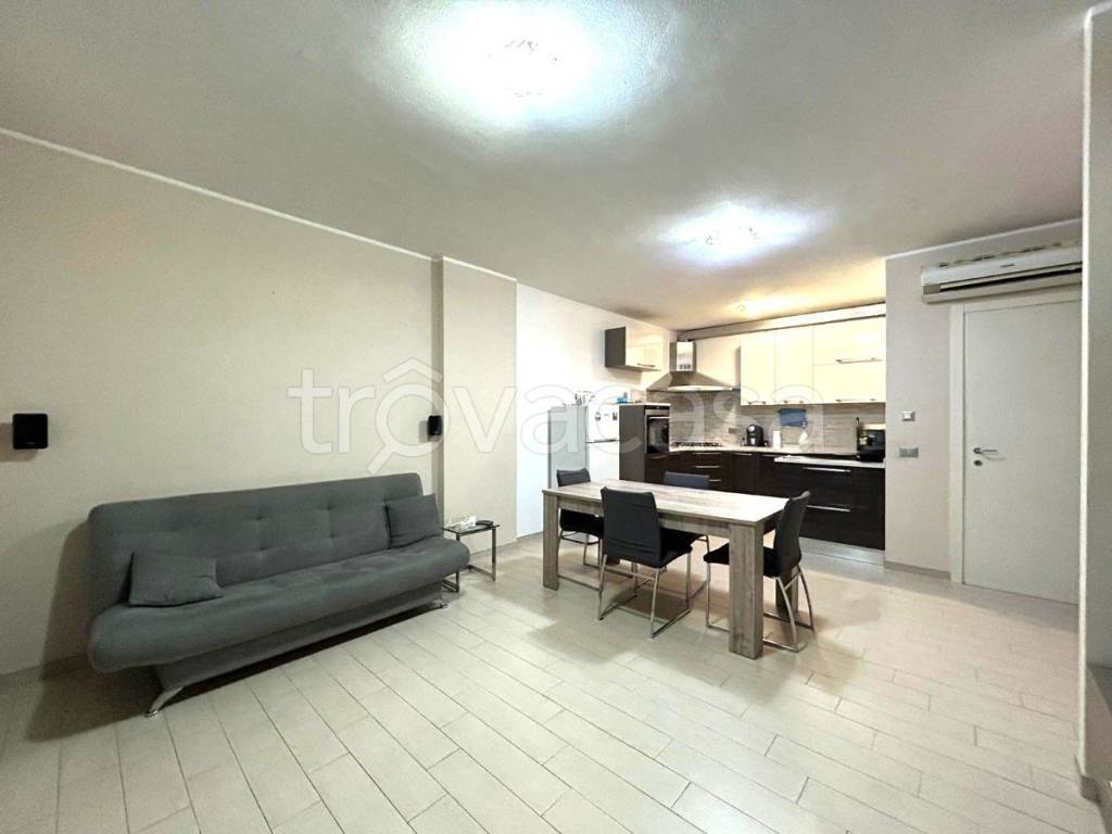 immagine annuncio 1 di 8