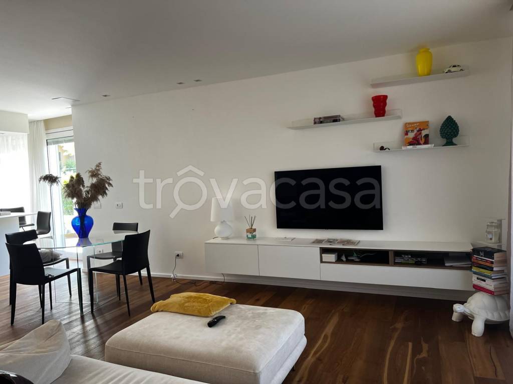 immagine annuncio 2 di 8