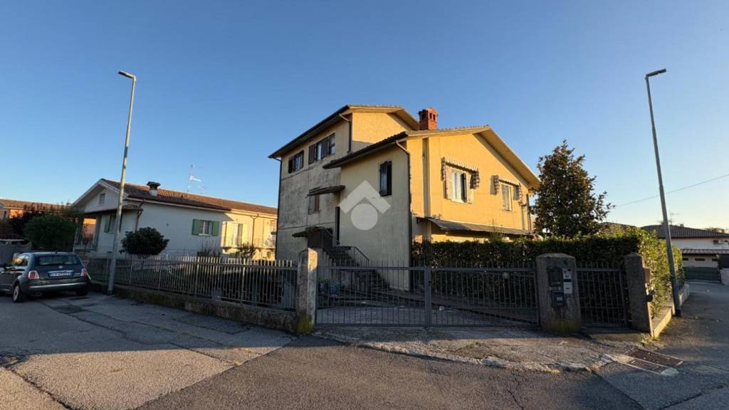 immagine annuncio 2 di 12