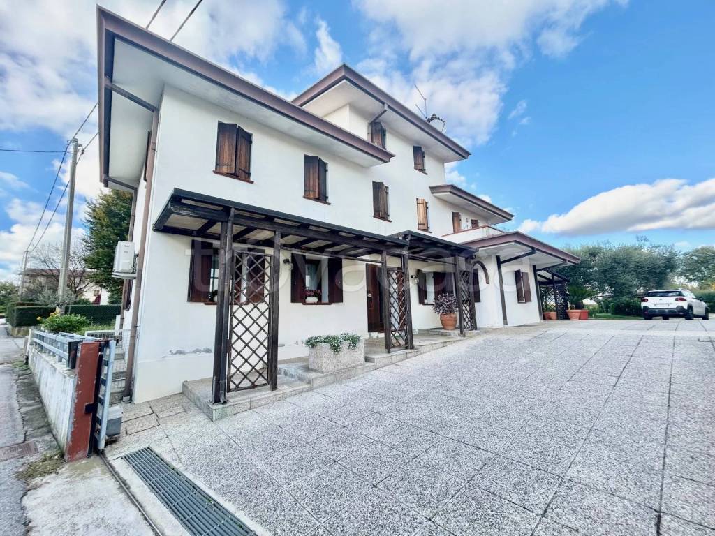 immagine annuncio 1 di 12