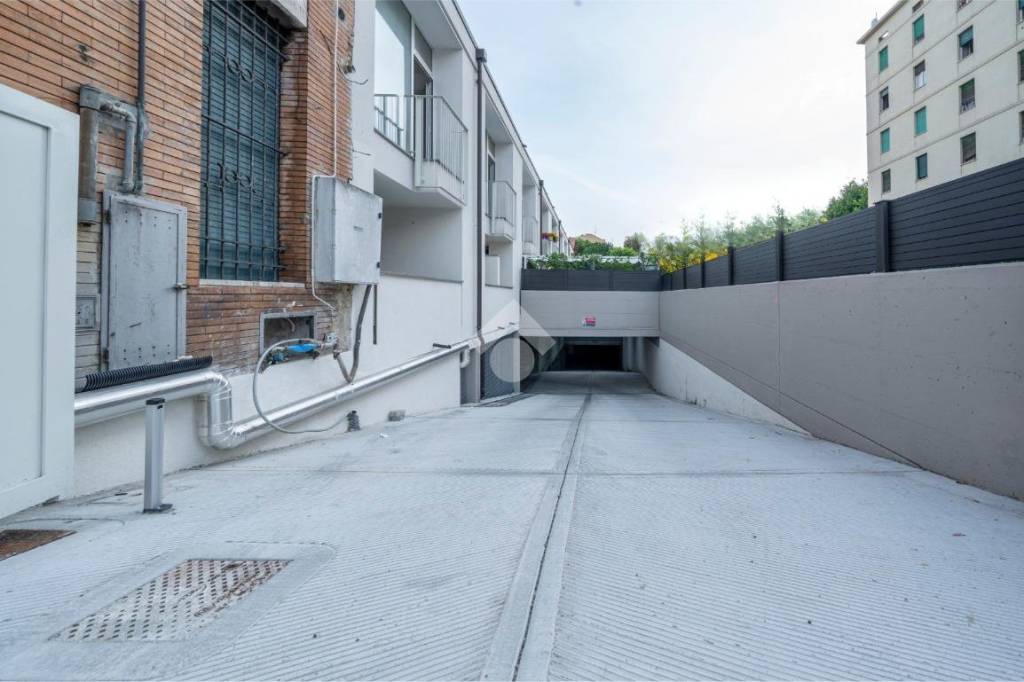 immagine annuncio 5 di 8