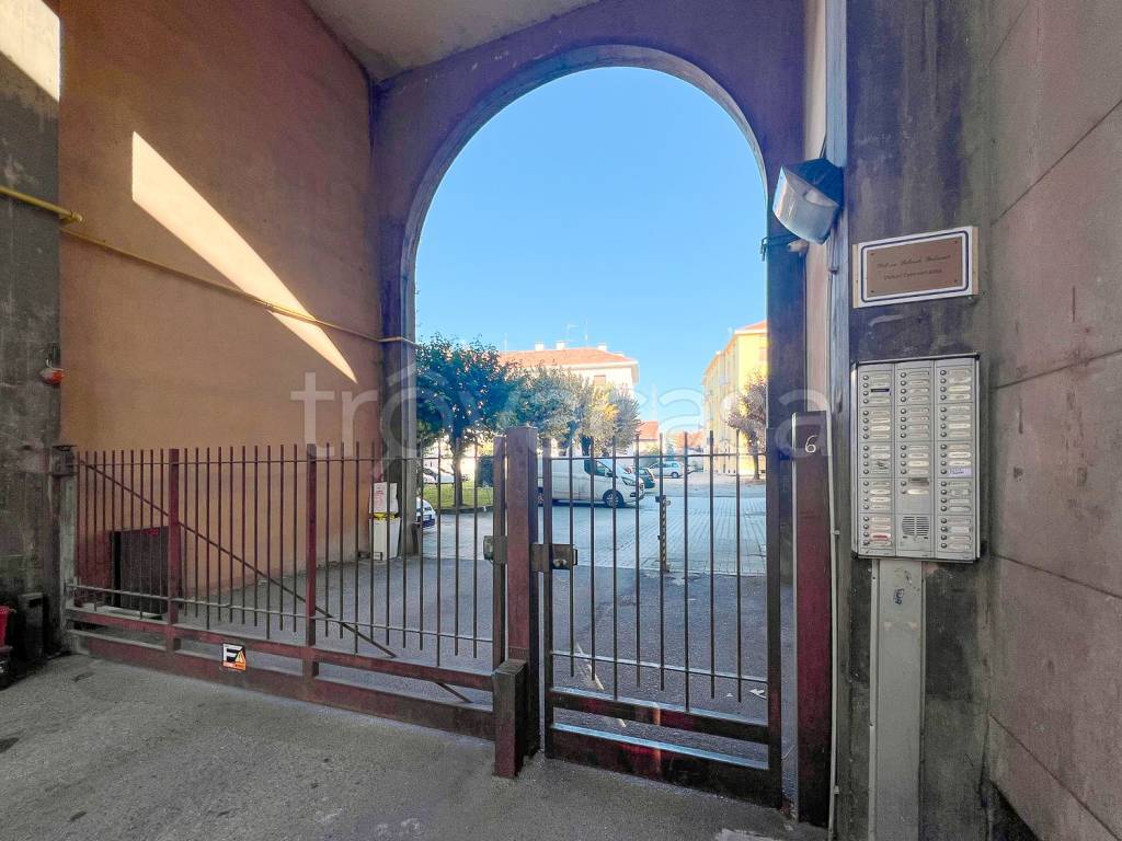 immagine annuncio 12 di 13