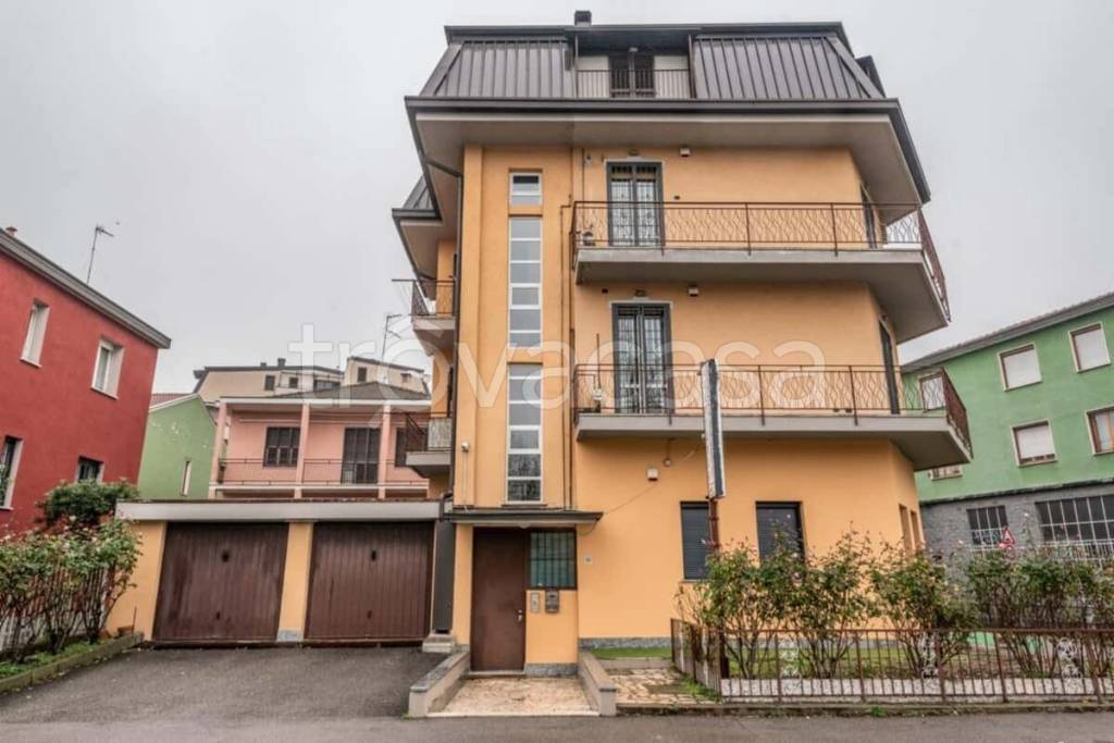 immagine annuncio 12 di 13