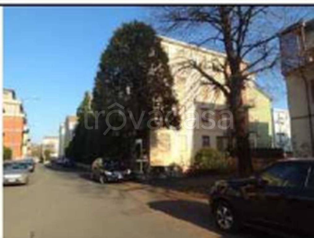 immagine annuncio 1 di 14