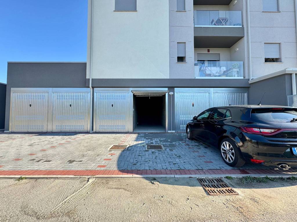 immagine annuncio 1 di 8