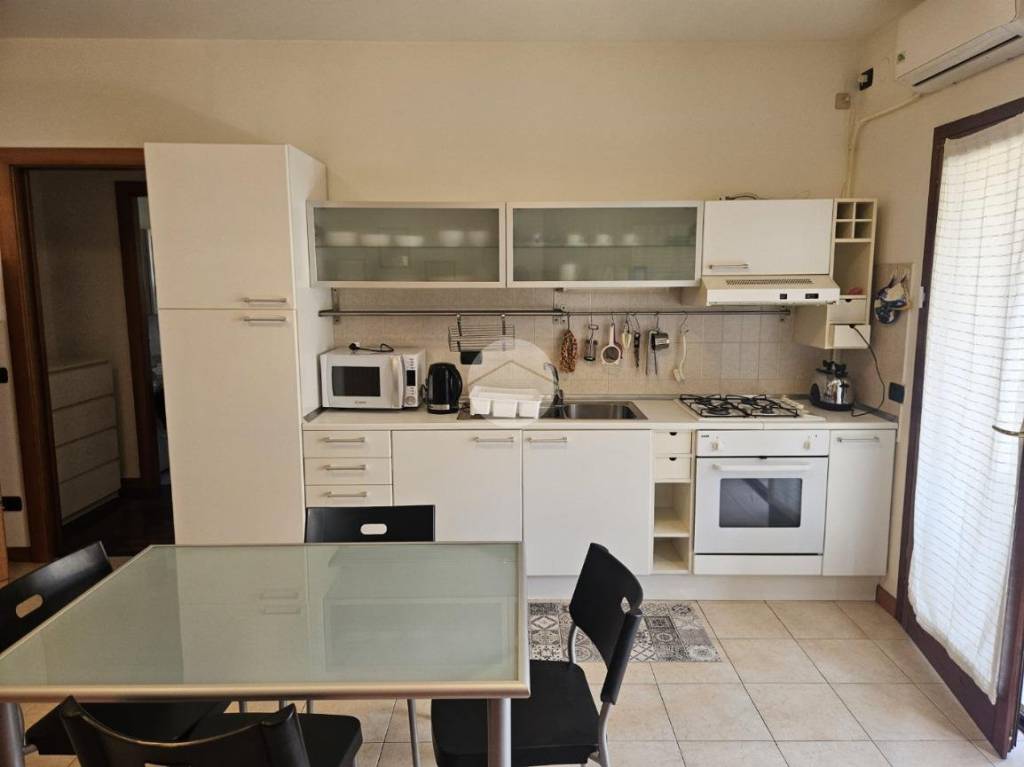 immagine annuncio 1 di 8