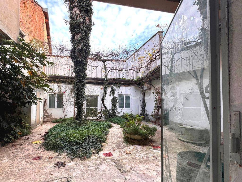 immagine annuncio 11 di 13