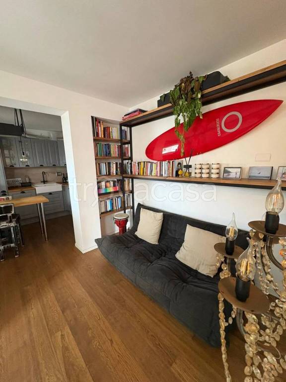 immagine annuncio 1 di 14