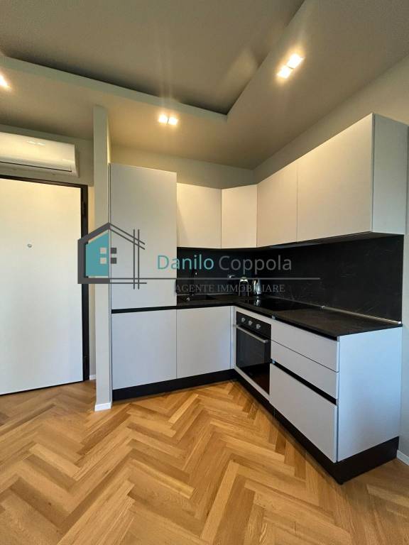 immagine annuncio 1 di 14