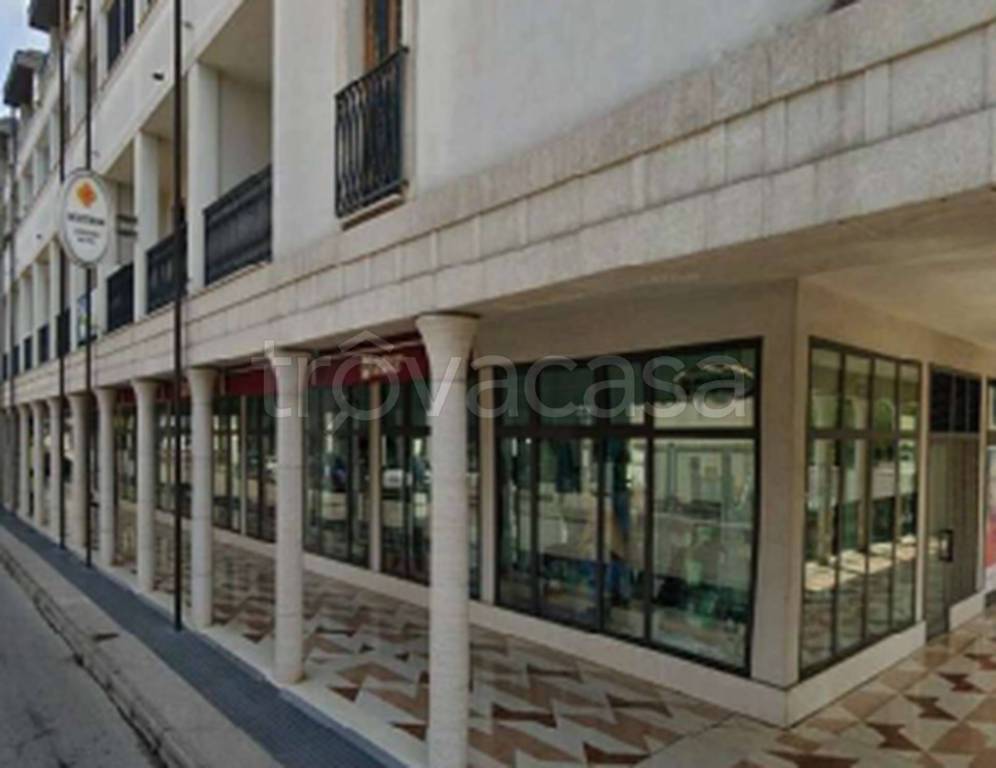 immagine annuncio 11 di 12