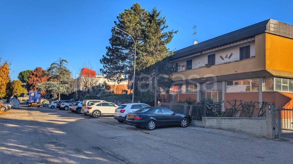 immagine annuncio 1 di 15