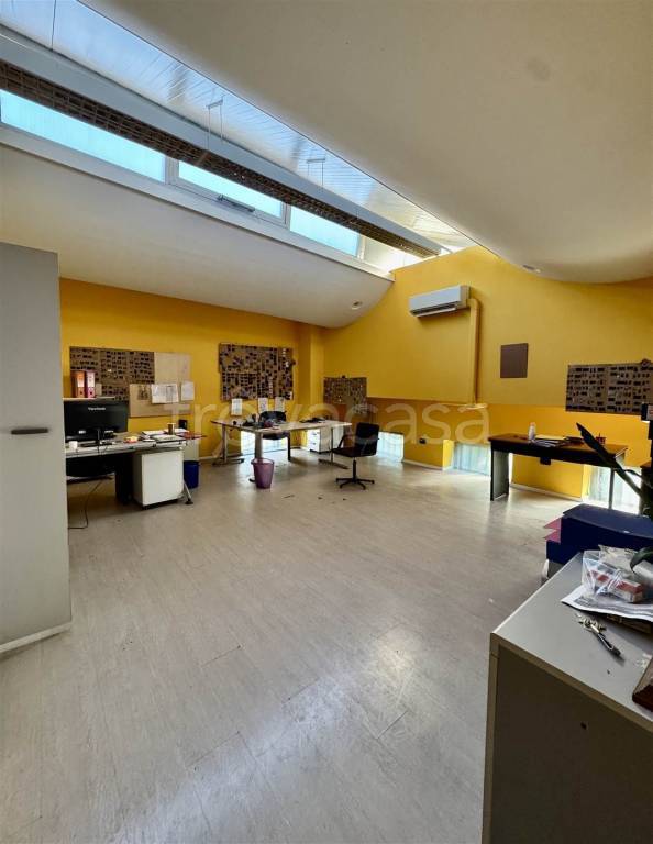 immagine annuncio 4 di 8