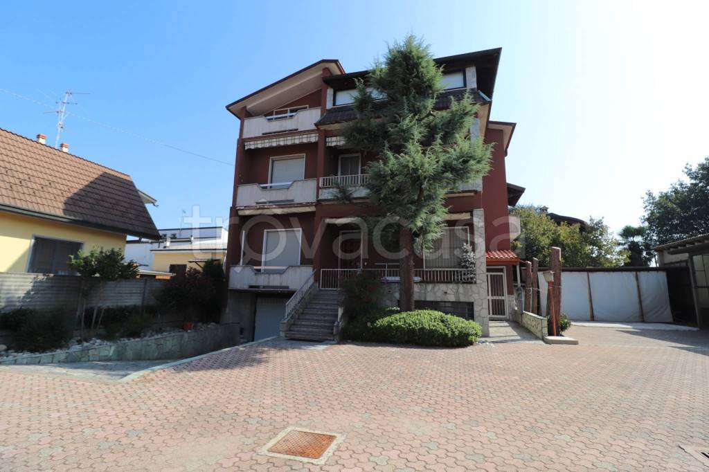 immagine annuncio 1 di 14