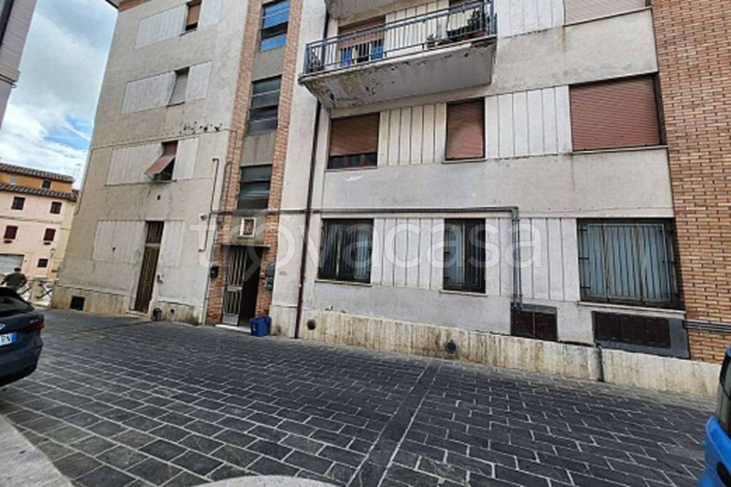 immagine annuncio 11 di 12